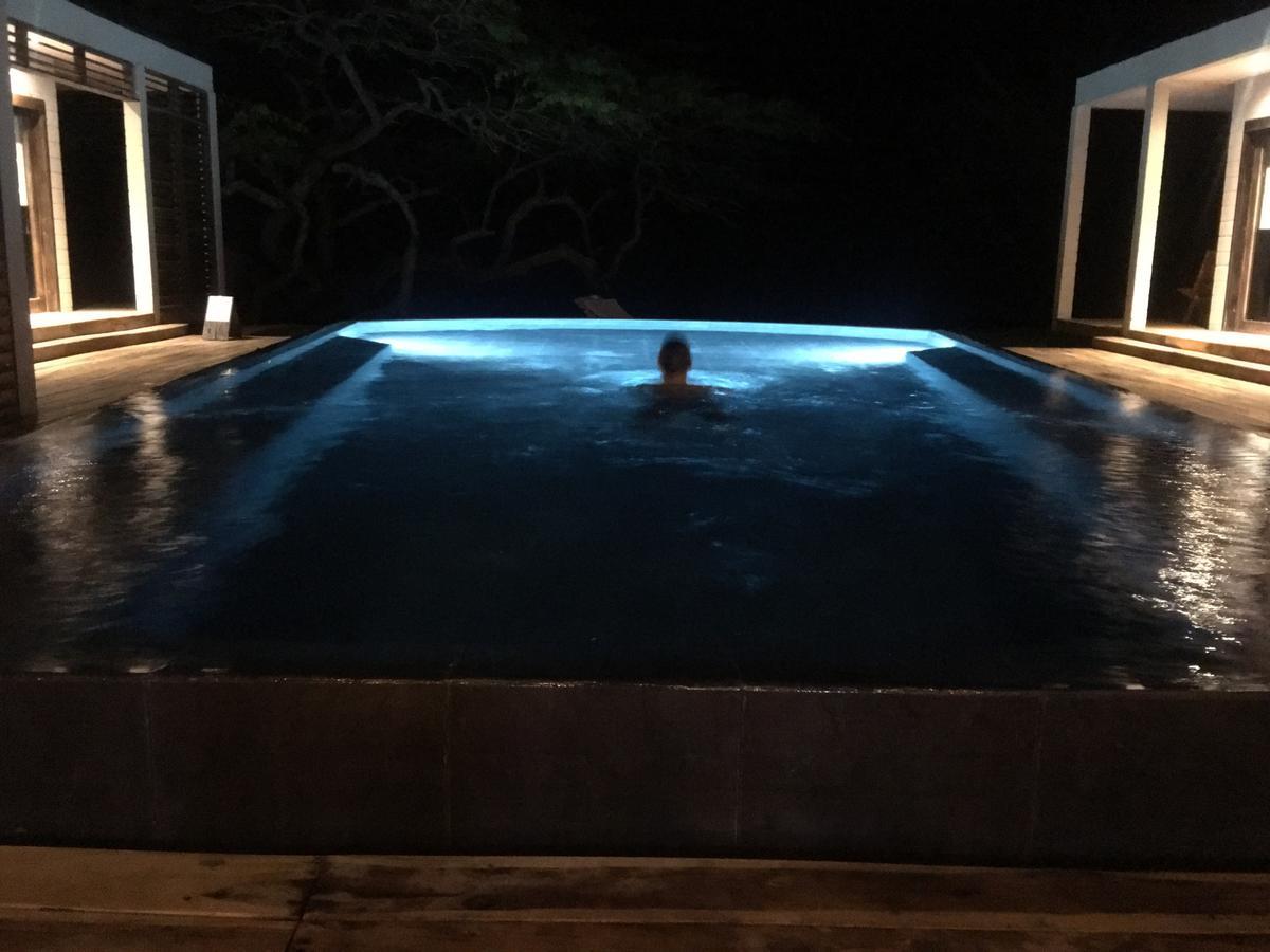 99 Surf Lodge El Limon Luaran gambar